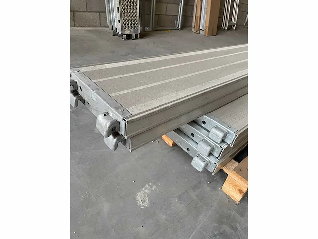Set aluminium vloeren - afbeelding 6 van  8