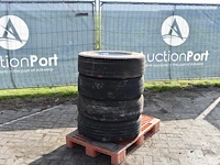 Set banden bridgestone r168 met velgen - afbeelding 1 van  1