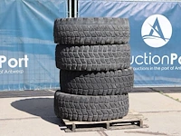 Set banden goodyear 395/85r20