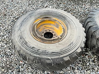 Set banden met velg - afbeelding 2 van  9