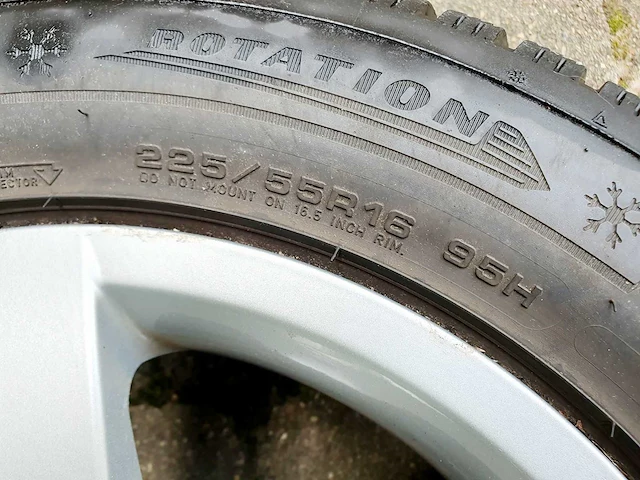 Set bmw-velgen, inclusief winterbanden - afbeelding 12 van  13