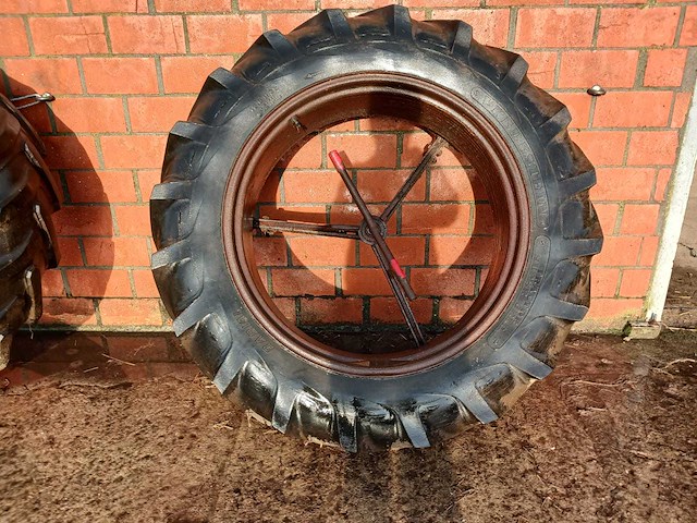 Set dubbele luchtbanden vredestein 13.6 r36 - afbeelding 2 van  7