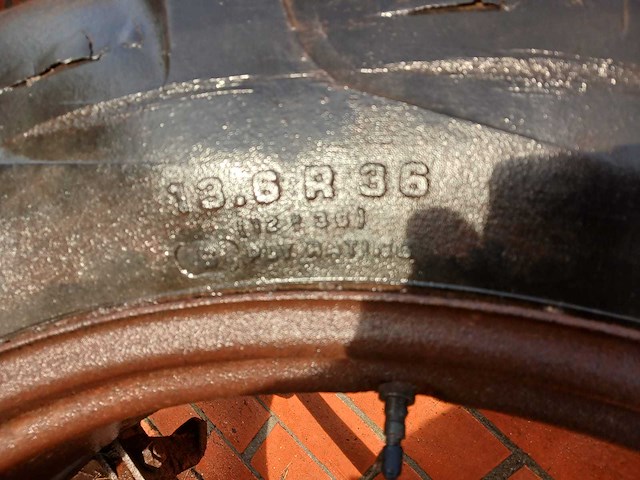 Set dubbele luchtbanden vredestein 13.6 r36 - afbeelding 6 van  7