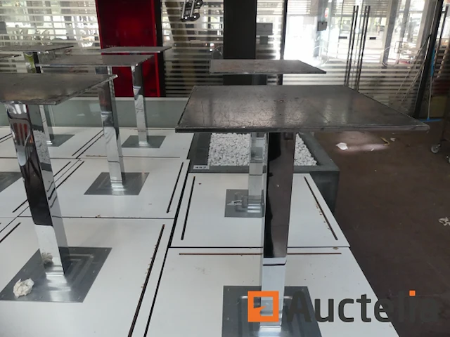 Set eenvoudige tafels voor horeca - afbeelding 5 van  7