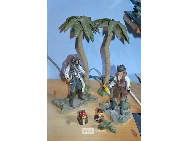 Set figuurtjes pirates of the caribbean - afbeelding 1 van  4