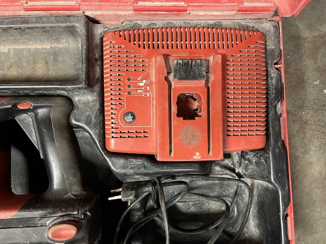 Set hilti sf 151-a + te 6-a accu schroefboormachine en accu boorhamer - afbeelding 4 van  8