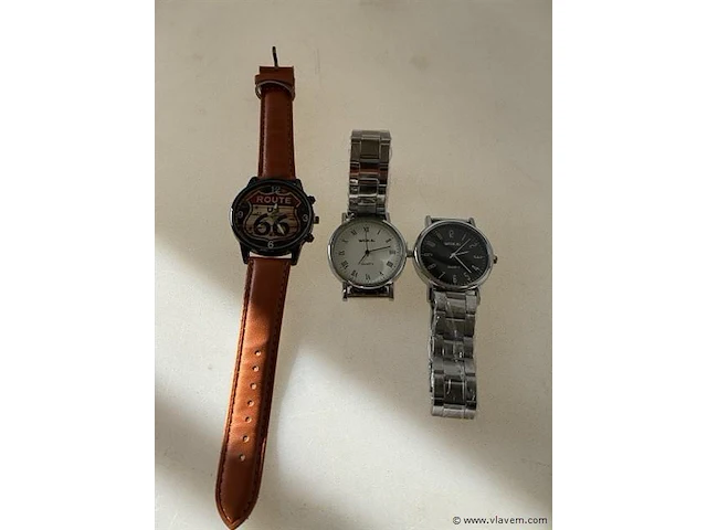 Set horloges - afbeelding 1 van  1