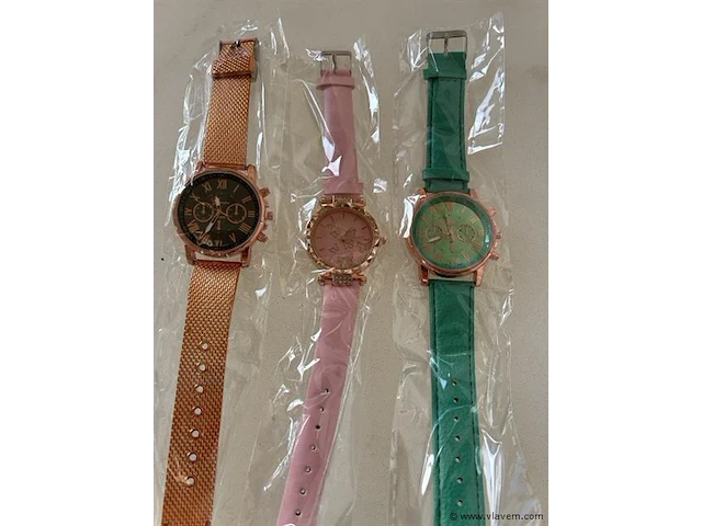 Set horloges - afbeelding 1 van  1