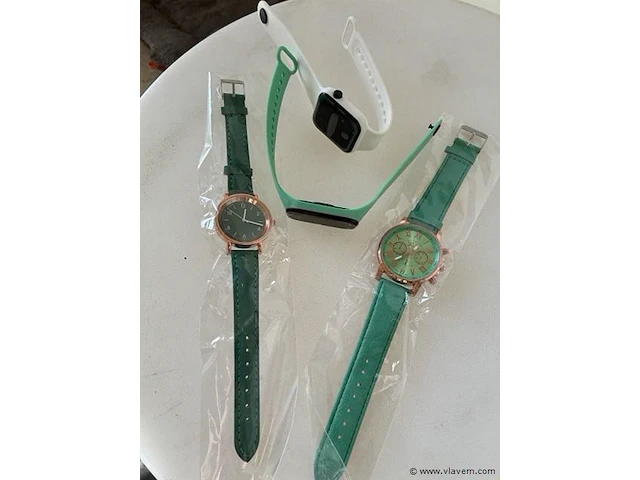Set horloges - afbeelding 1 van  1