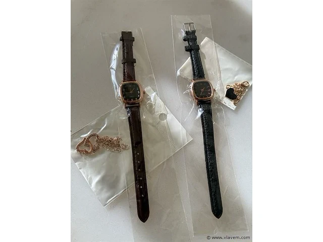 Set horloges - afbeelding 1 van  1