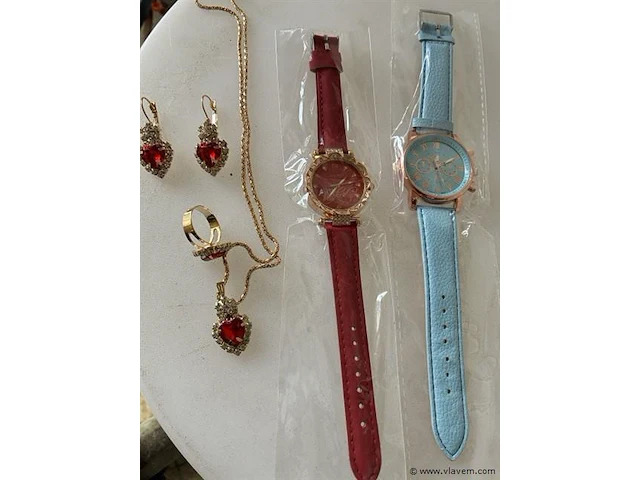 Set horloges - afbeelding 1 van  1
