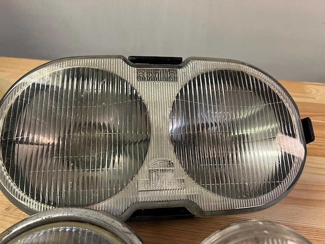 Set klassieke motorfiets koplampen van aprilia / cev - afbeelding 3 van  7