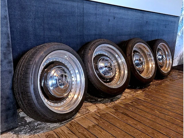 Set mercedes-benz classic wielen (marge) - afbeelding 1 van  1