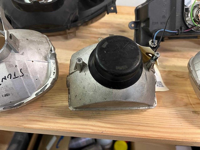 Set motorfiets koplampen en lenzen (luxor) (8x) - afbeelding 11 van  19