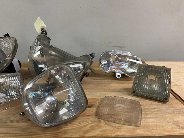 Set motorfiets koplampen en lenzen (luxor) (8x) - afbeelding 14 van  19