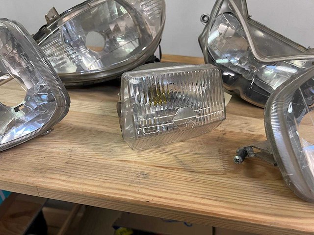 Set motorfiets koplampen en lenzen (luxor) (8x) - afbeelding 16 van  19