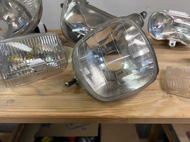 Set motorfiets koplampen en lenzen (luxor) (8x) - afbeelding 17 van  19