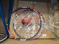Set moutainbike velgen 650b 27,5inch new race sl - afbeelding 1 van  6
