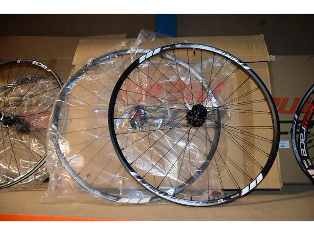 Set moutainbike velgen 650b 27,5inch new race sl - afbeelding 1 van  6