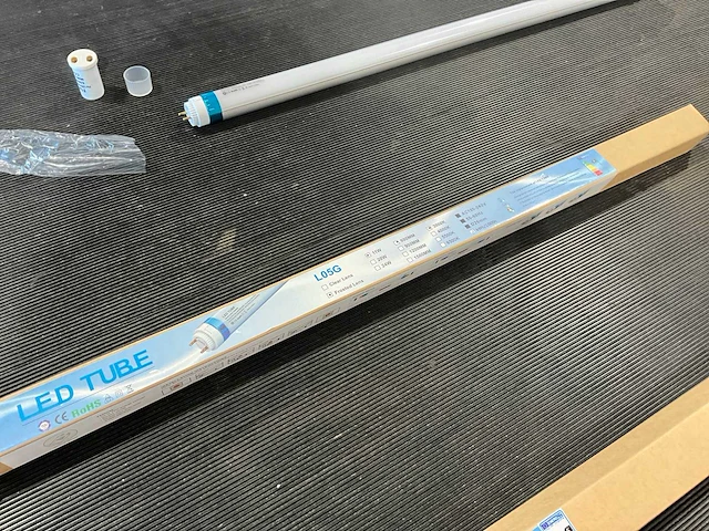 Set nieuwe led buizen t8 60 cm 11w (90x) - afbeelding 4 van  6