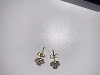 Set oorbellen in zilverkleurige uitvoering - afbeelding 3 van  5