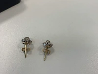 Set oorbellen in zilverkleurige uitvoering - afbeelding 4 van  5