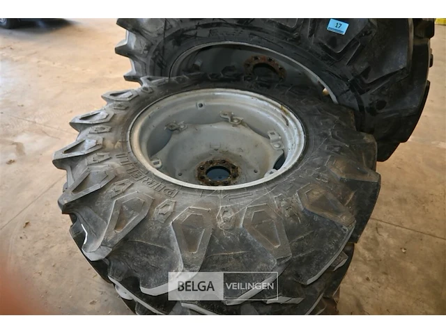 Set pirelli tractorbanden - afbeelding 2 van  6