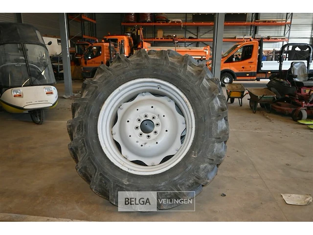Set pirelli tractorbanden - afbeelding 5 van  6