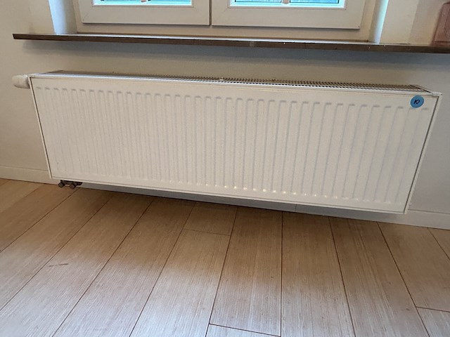 Set radiatoren eetplaats (2) - afbeelding 2 van  7