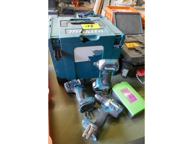 Set schroefmachines - 3 stuks makita - afbeelding 1 van  5
