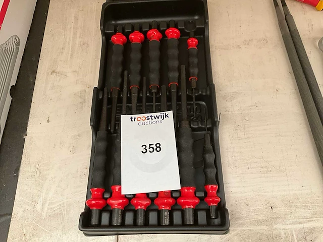 Set schroevendraaiers - afbeelding 1 van  1