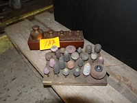 Set schuurkoppen + koperen gewichten - afbeelding 3 van  3