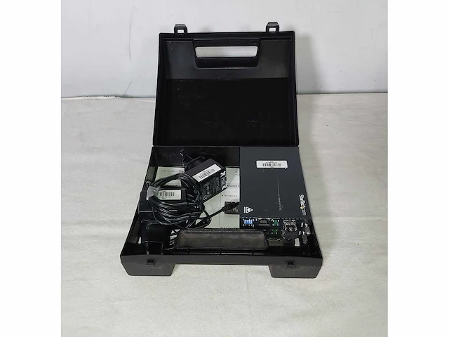 Set startech gigabit ethernet to multi mode lc/sc fiber media converter - max550mtr - afbeelding 8 van  9