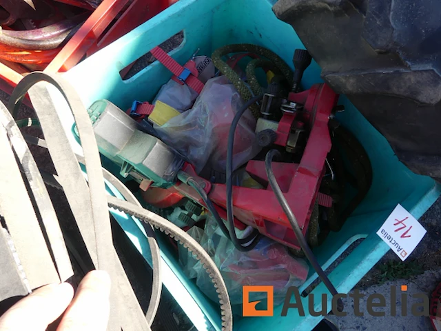 Set tuingereedschap en verschillend - afbeelding 9 van  11
