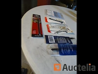 Set van 10 metalen basismessen bosch t18a, t18b, t18g, diversen - afbeelding 2 van  10
