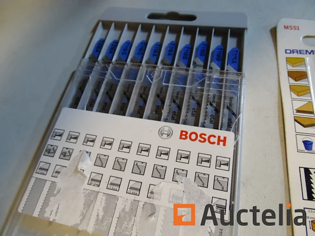 Set van 10 metalen basismessen bosch t18a, t18b, t18g, diversen - afbeelding 4 van  10