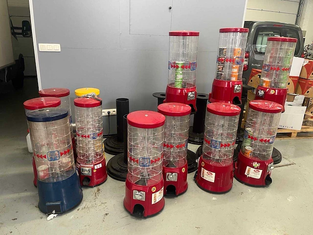 Set van 12x machines met muntjes - afbeelding 1 van  7