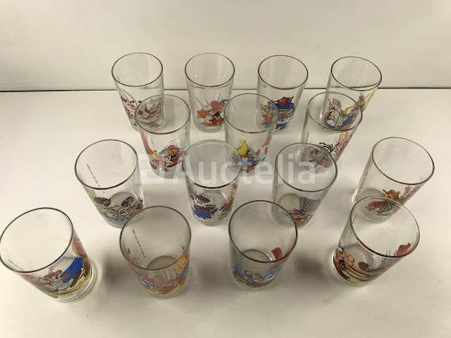 Set van 15 asterix brillen - afbeelding 2 van  4