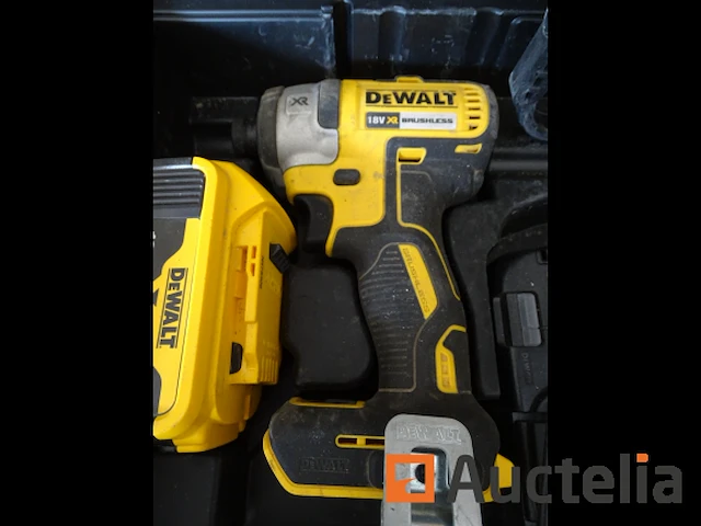 Set van 2 dewalt machines in zijn systainer - afbeelding 6 van  8