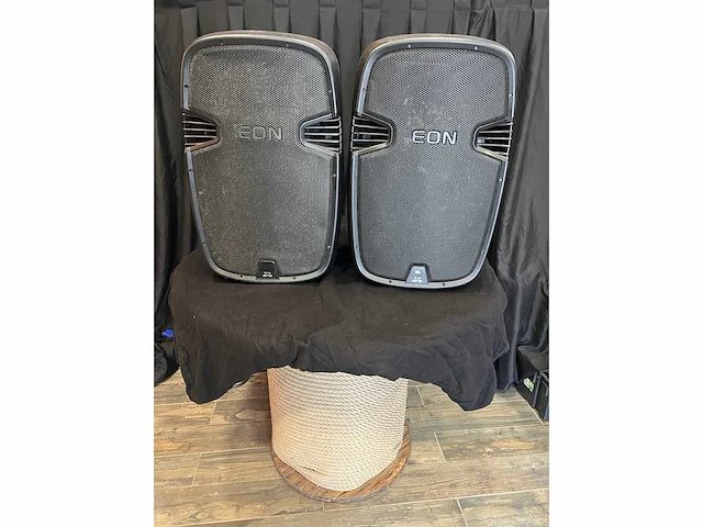 Set van 2 jbl eon 515 xt luidsprekers - afbeelding 1 van  2