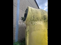 Set van 2 john deere 832 spuittanks (niet gebarsten) - afbeelding 3 van  5