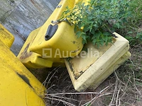 Set van 2 john deere 832 spuittanks (niet gebarsten) - afbeelding 5 van  5