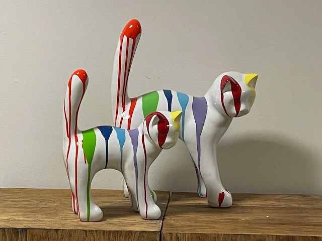 Set van 2 katten h41cm & h34cm wit trash - afbeelding 1 van  2