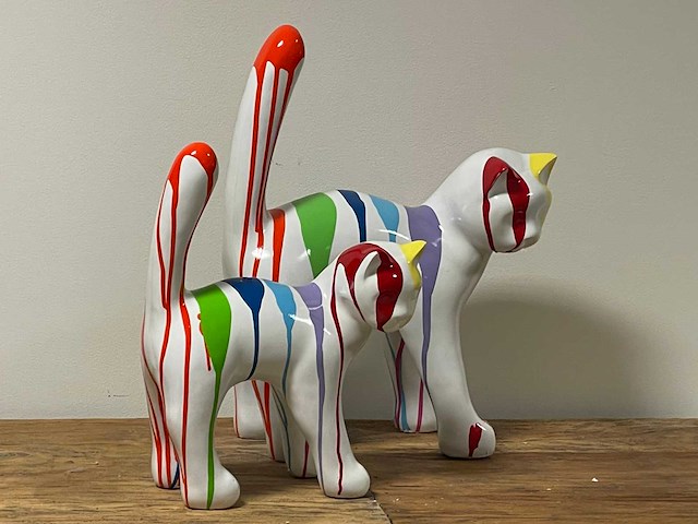 Set van 2 katten h41cm & h34cm wit trash - afbeelding 2 van  2