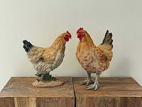Set van 2 kippen staand naturel h37cm & h32cm - afbeelding 1 van  2