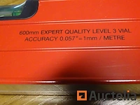 Set van 2 professionele versterkte niveaus in aluminium silverline expert - afbeelding 4 van  4