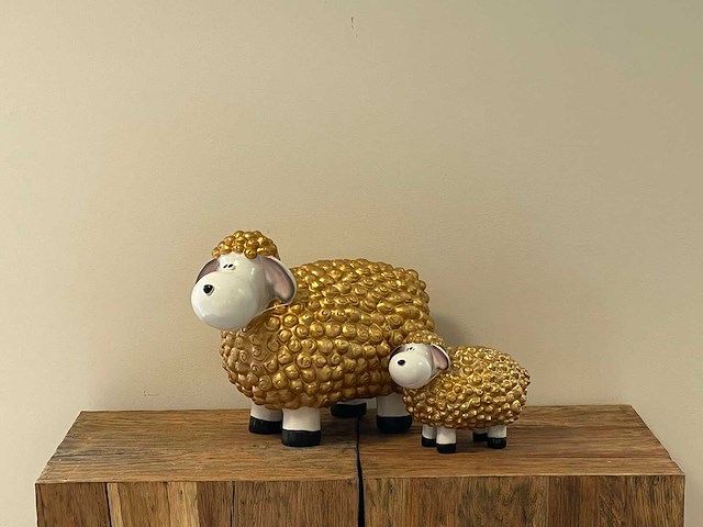 Set van 2 wolschapen h30cm & h17cm gold - afbeelding 2 van  2