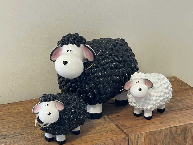 Set van 3 wolschapen h30cm & h17cm black/white - afbeelding 1 van  2