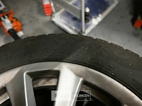 Set van 4 autobanden met velgen - afbeelding 4 van  5