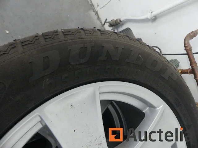 Set van 4 banden op aluminium velgen - afbeelding 3 van  7